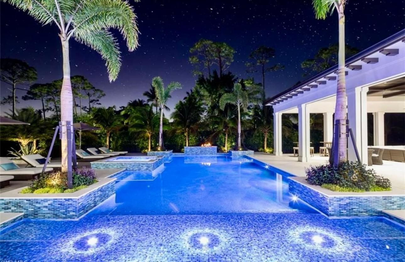 The Veteran Residents Villa Naples Exterior photo